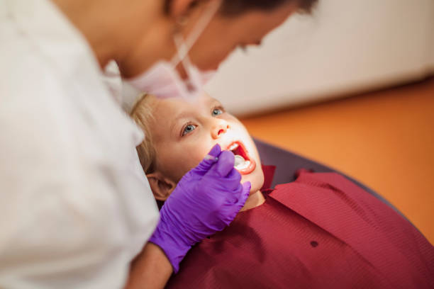 Best Emergency Tooth Extraction  in Prudenville, MI